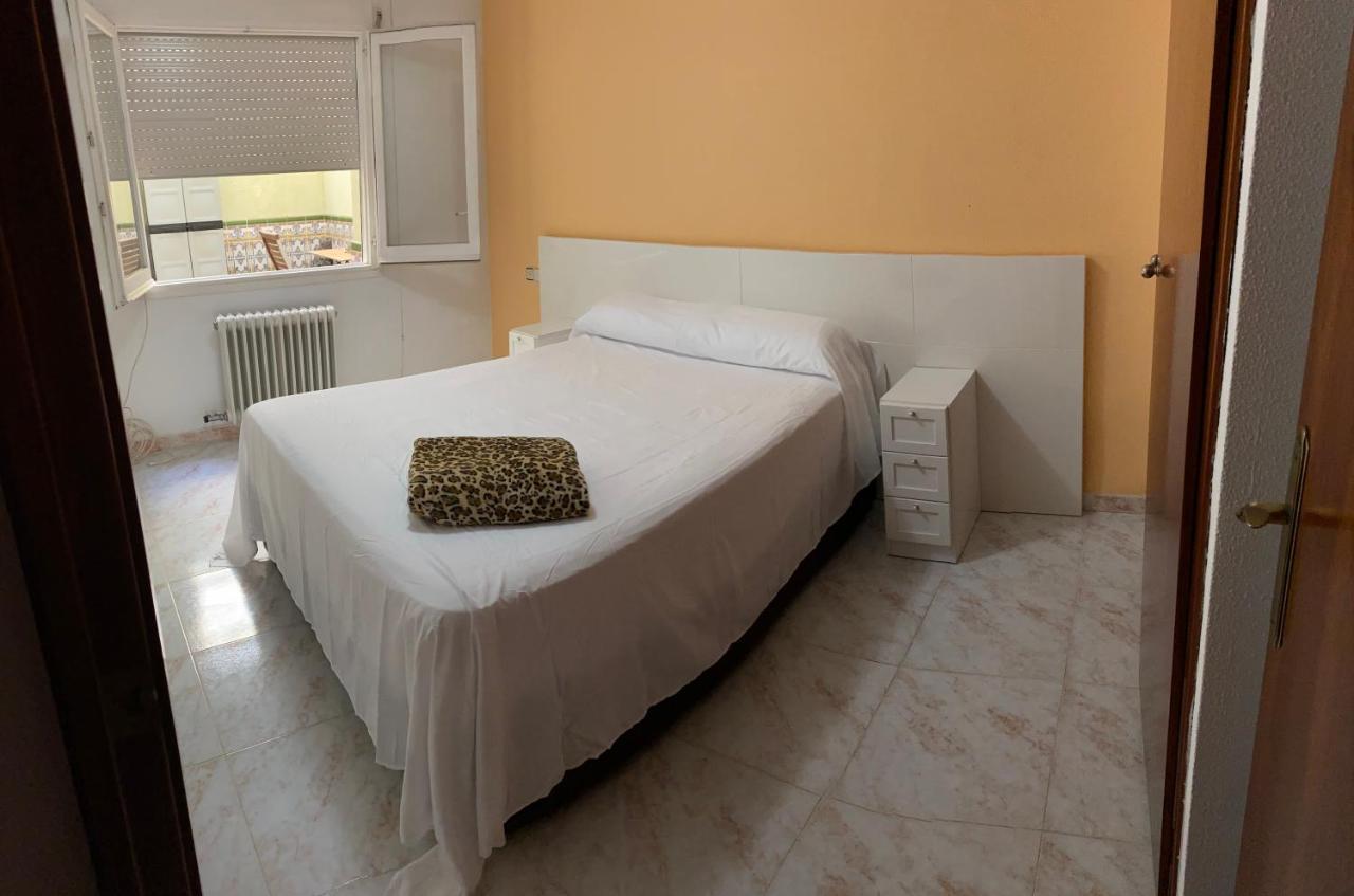 Apto. Grande, Luminoso Y Centrico Apartment Olot Exterior photo